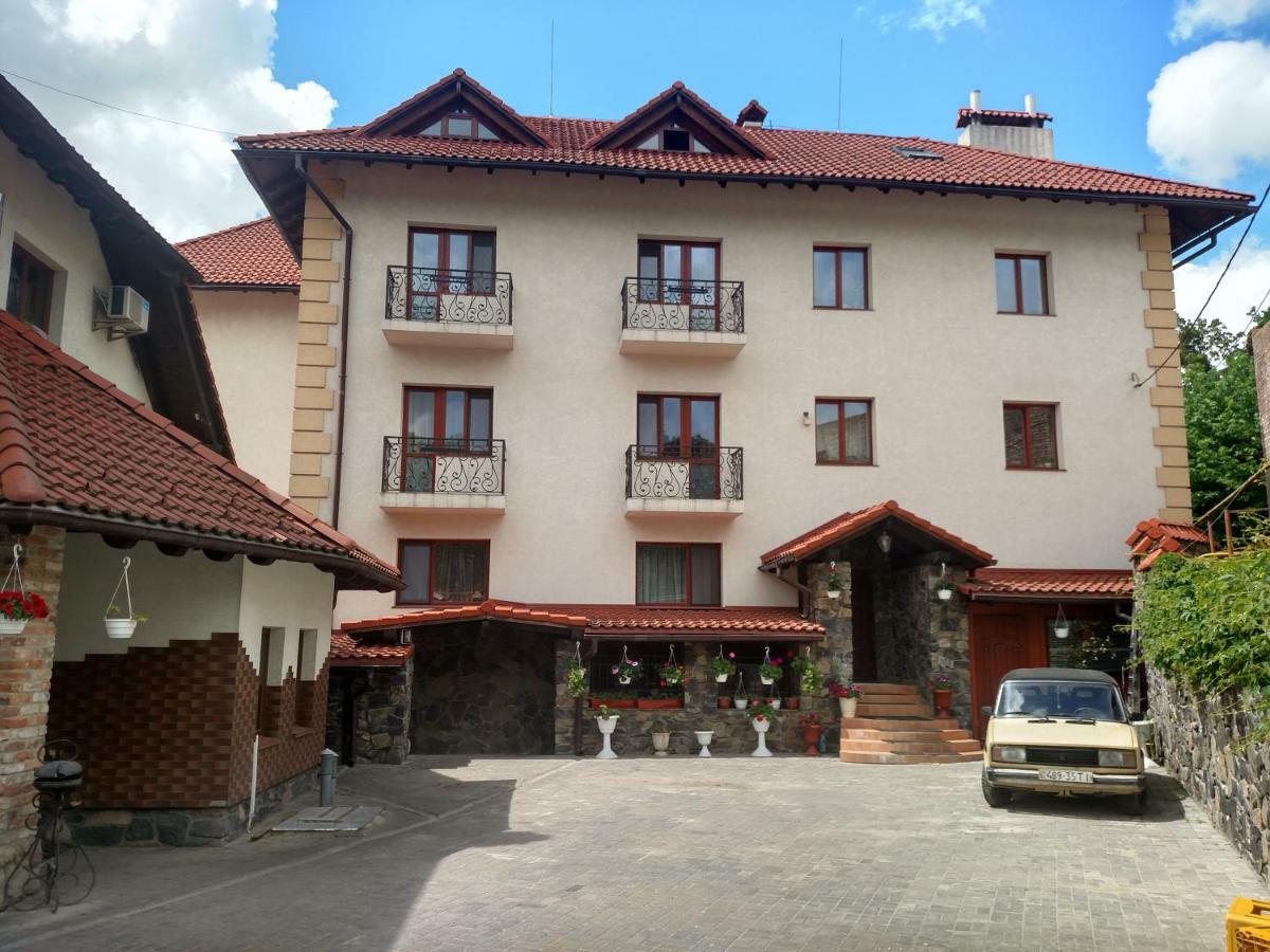 Maestro Inn